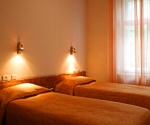Knights Court Hostel - ���������
